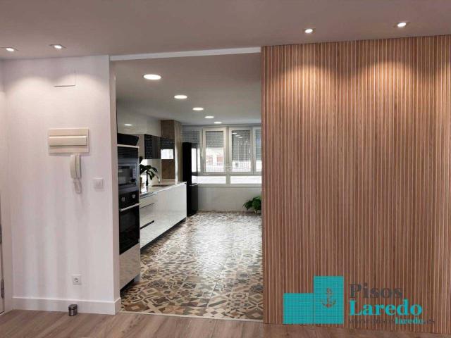 Piso en venta en Laredo