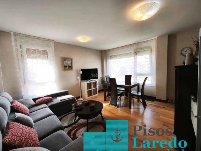 Piso en venta en Laredo