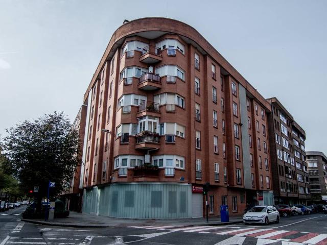 Piso en venta en Elexalde, Getxo