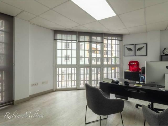 Piso en venta en Alcaravaneras, Gran Canaria