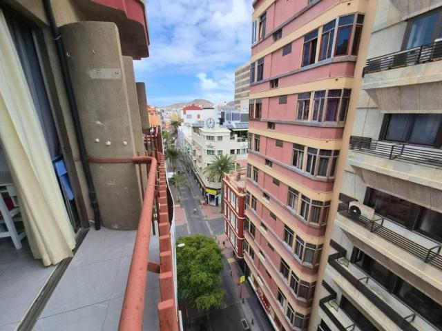 Piso en venta en Santa Catalina-Canteras, Gran Canaria
