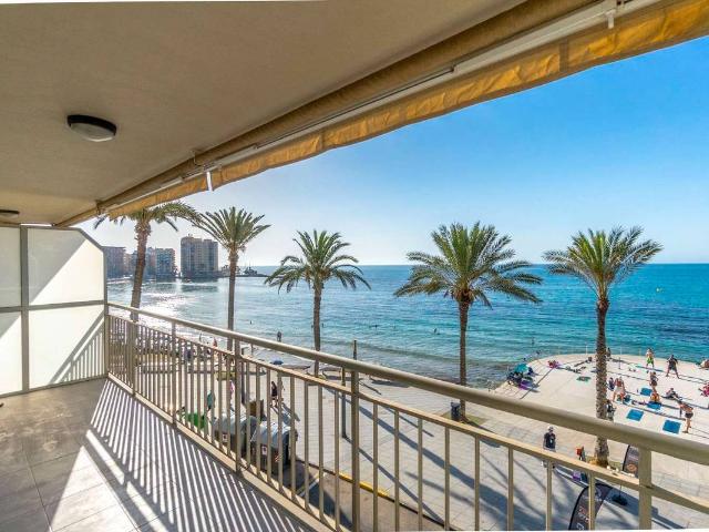 Piso en venta en Torrevieja, Europa
