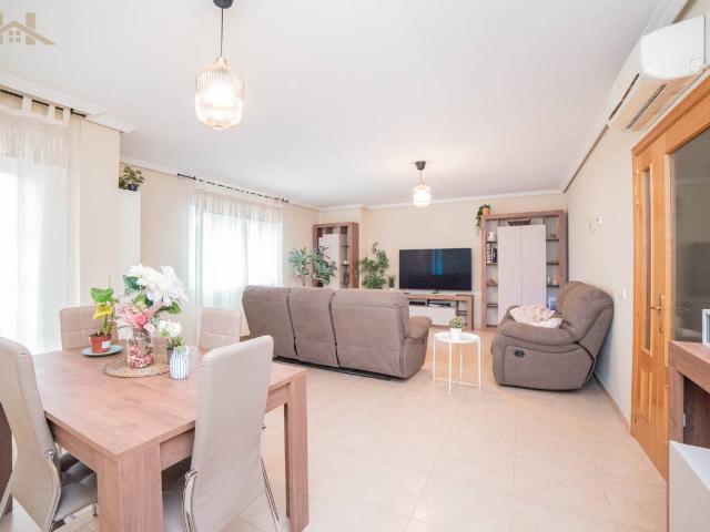 Piso en venta en Las Ventas De Retamosa, Toledo