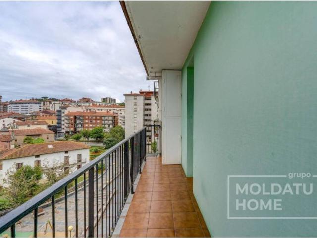 Piso en venta en Lasarte-oria, Guipúzcoa