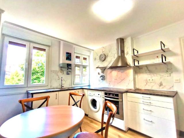 Piso en venta en Barakaldo, Landaburu