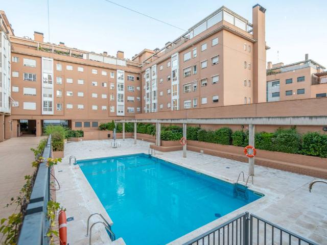 Piso en venta en Madrid, Cortes