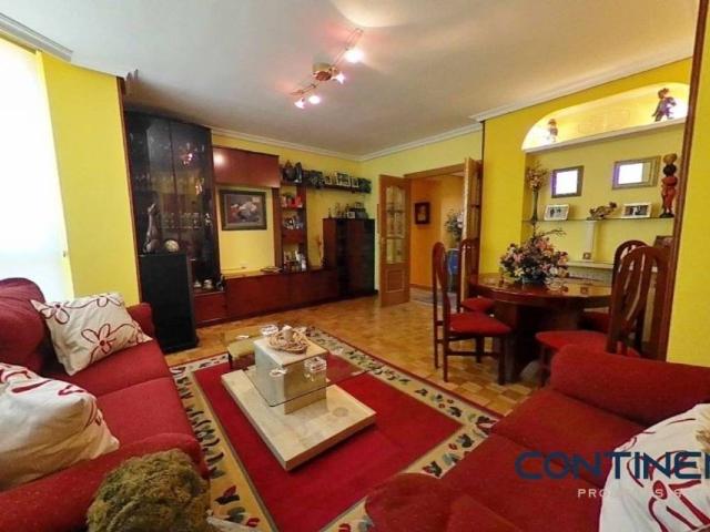 Piso en venta en Lena, El Ḷḷerón