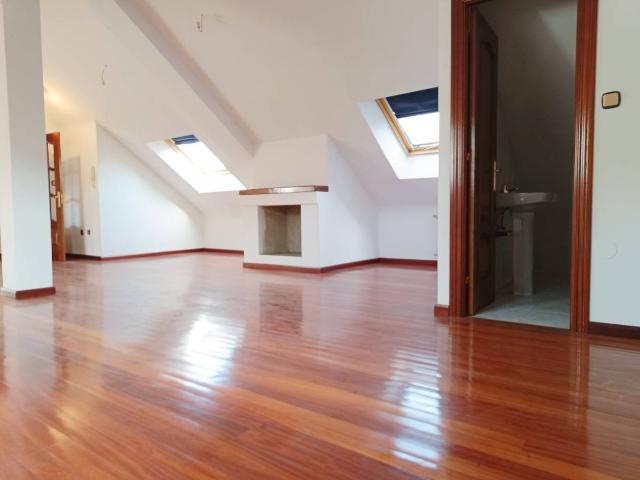 Piso en venta en El Corraón, Lena