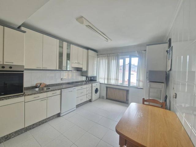 Piso en venta en El Corraón, Lena