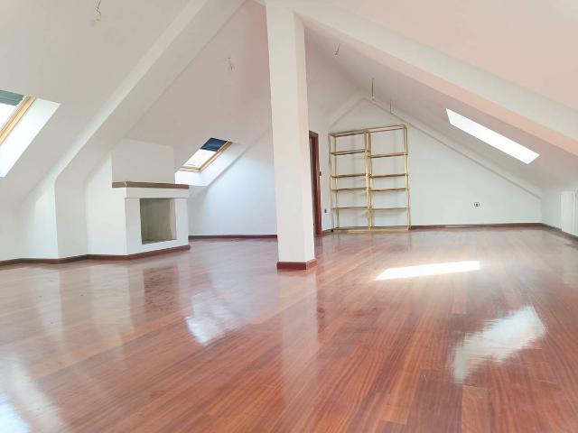 Piso en venta en El Corraón, Lena