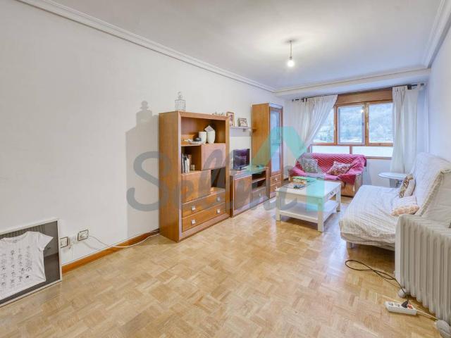 Piso en venta en El Corraón, Lena