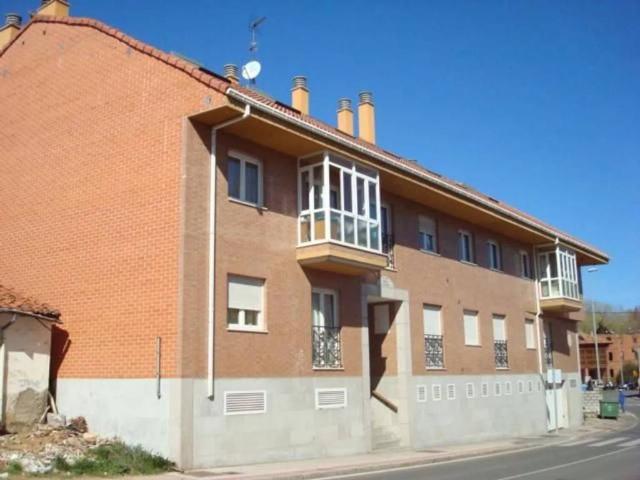Piso en venta en Armunia, León