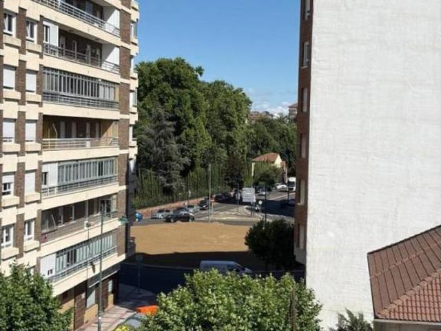 Piso en venta en Pinilla, León