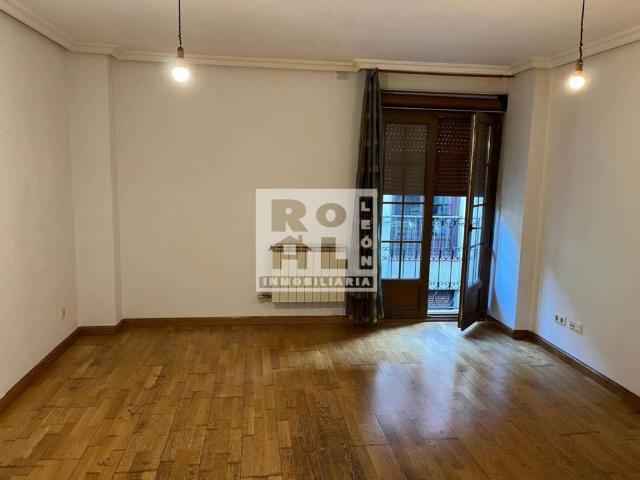 Piso en venta en León, Castilla y León