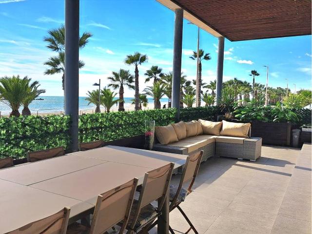 Piso en venta en Barri de la Creu, Cubelles