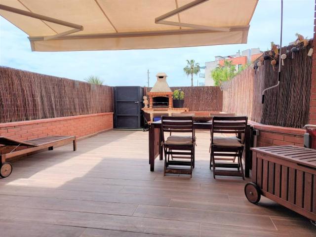 Piso en venta en Barri de la Creu, Cubelles