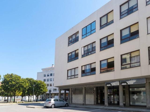 Piso en venta en Oleiros, A Coruña