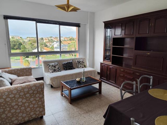 Piso en venta en Oleiros, A Coruña