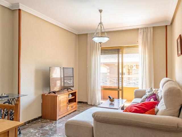 Piso en venta en Linares, Andalucía