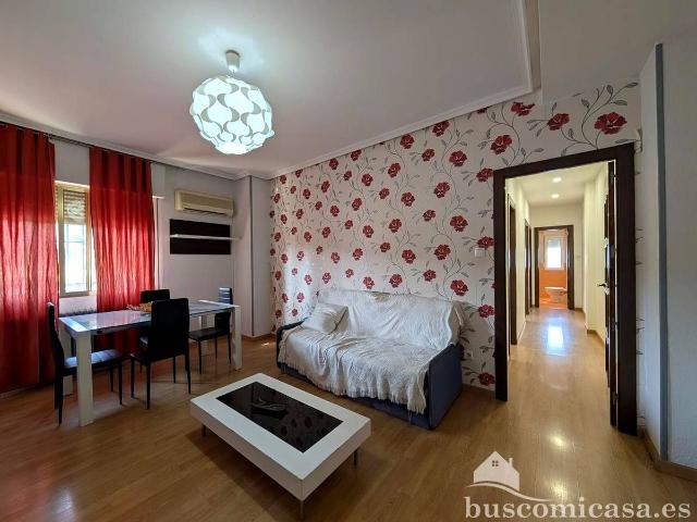Piso en venta en Centro, Linares