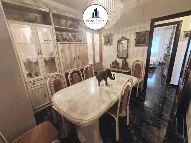 Piso en venta en Linares, Andalucía