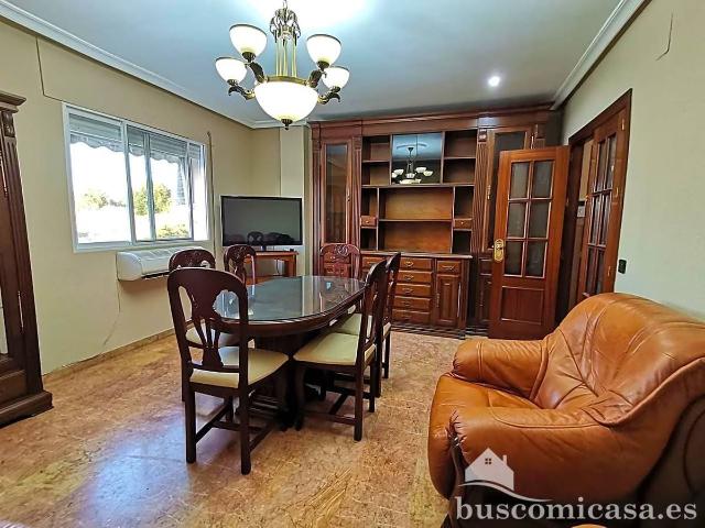 Piso en venta en Linares, Andalucía