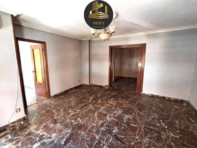 Piso en venta en Linares, Andalucía
