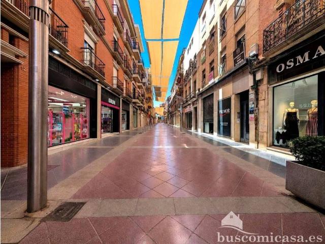 Piso en venta en Linares, Andalucía