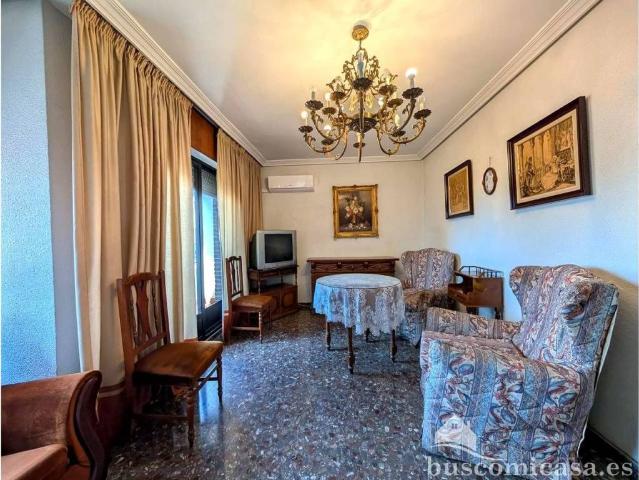 Piso en venta en Linares, Andalucía
