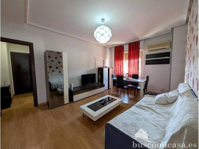 Piso en venta en Linares, Jaén