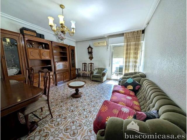 Piso en venta en Linares, Andalucía