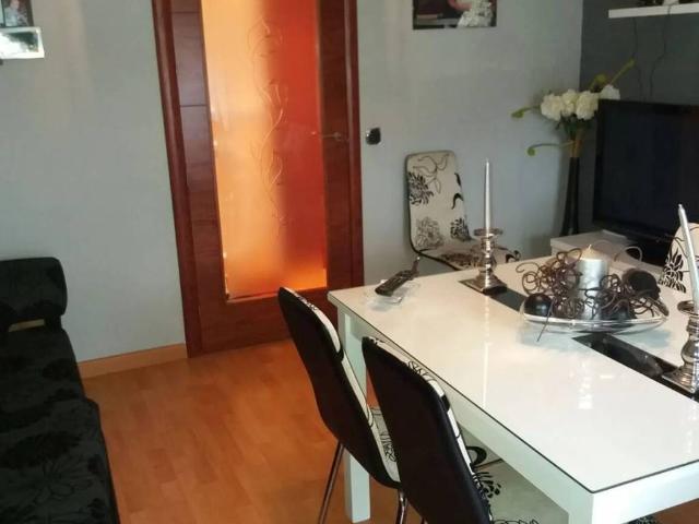 Piso en venta en Linares