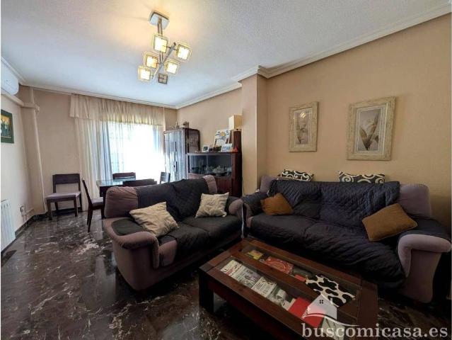 Piso en venta en Linares, Andalucía