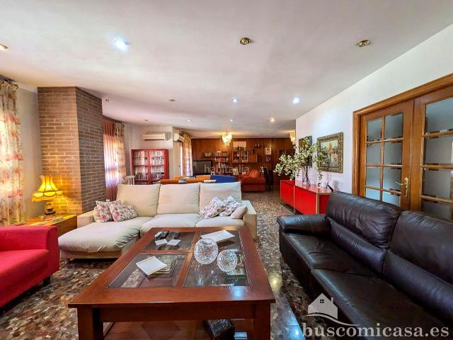 Piso en venta en Centro, Linares