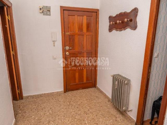 Piso en venta en Centro, Linares