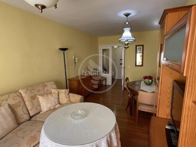 Piso en venta en Linares