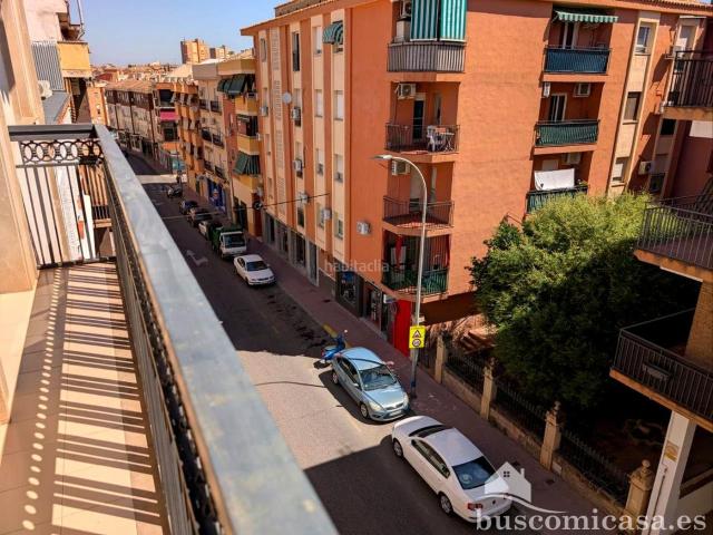 Piso en venta en Linares