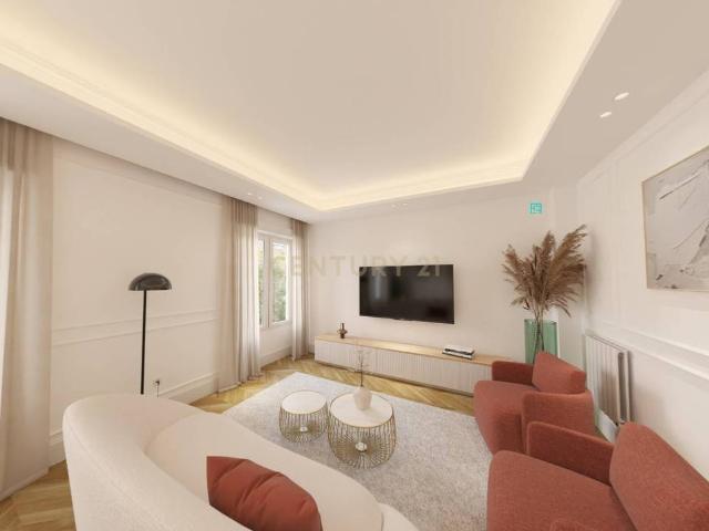Piso en venta en Madrid, Cortes