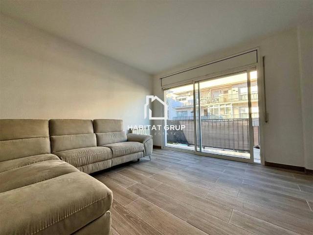 Piso en venta en Llagostera, Cantallops