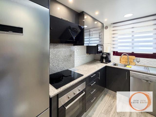Piso en venta en Ganix, Gironès