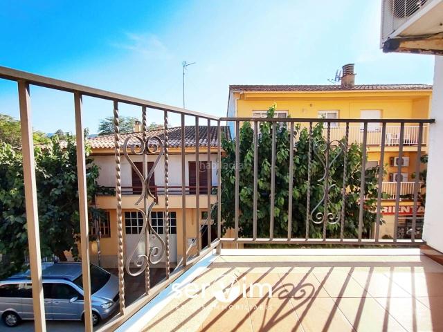 Piso en venta en Ganix, Gironès