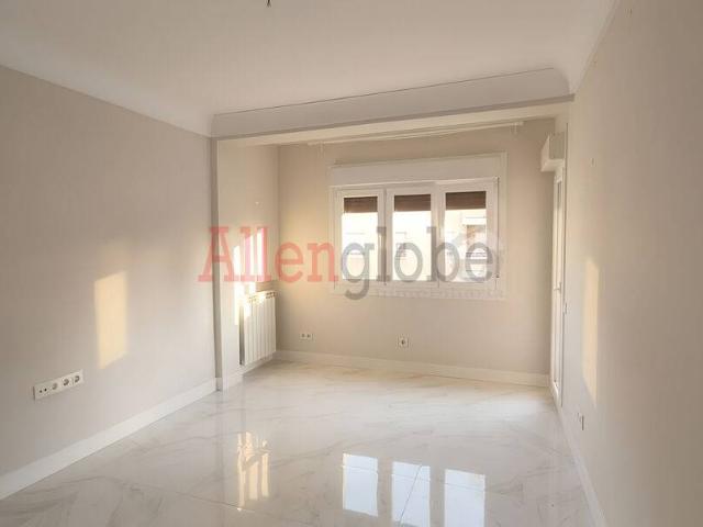 Piso en venta en Trascorrales, Oviedo