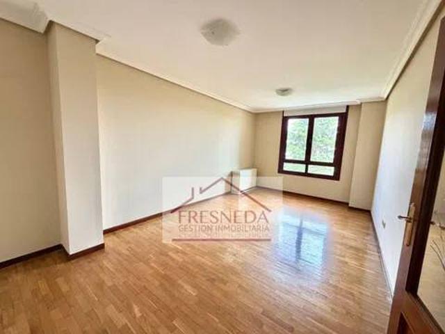 Piso en venta en Llanera, Asturias