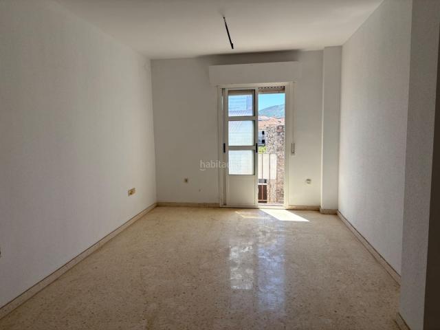 Piso en venta en Llerena, Extremadura