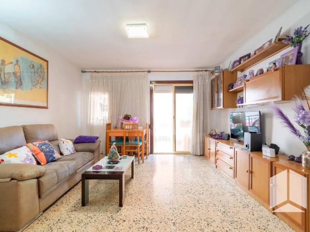 Piso en venta en Castelldefels, Centre