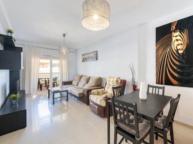 Piso en venta en Rincón De La Victoria, Málaga