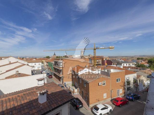 Piso en venta en Loeches, Madrid