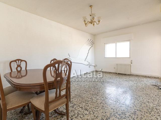 Piso en venta en Loeches, Madrid