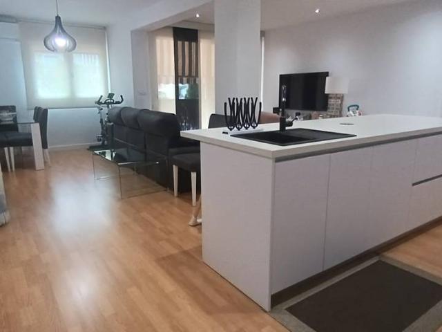 Piso en venta en Barrio de la Alcazaba, Comarca de Loja