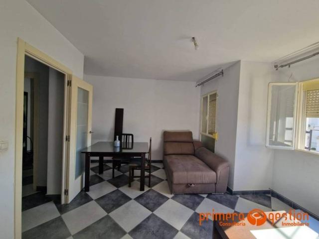 Piso en venta en Lora Del Río, Andalucía